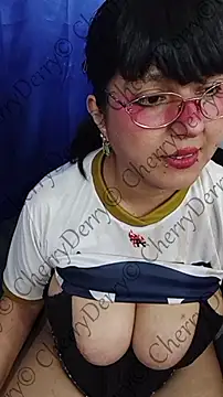 CherryDerry stripchat live cam model