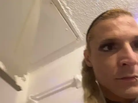 GypsiiCornel stripchat live cam model