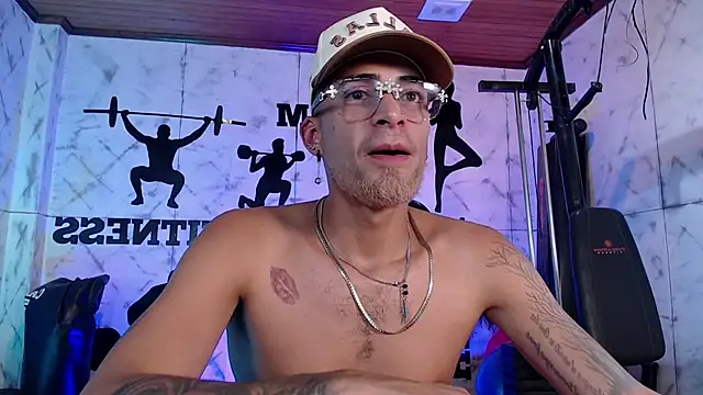 DrakeNeumann stripchat live cam model