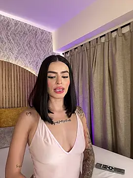Victoria_Blake_ stripchat live cam model