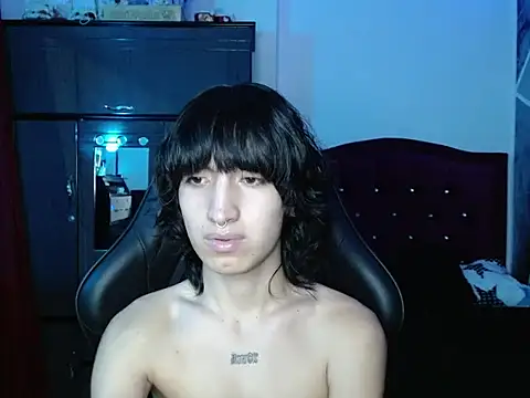 littlextreme stripchat live cam model