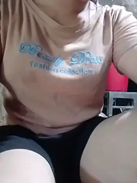 daisyy2 stripchat live cam model