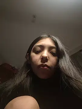 april_ofi stripchat live cam model