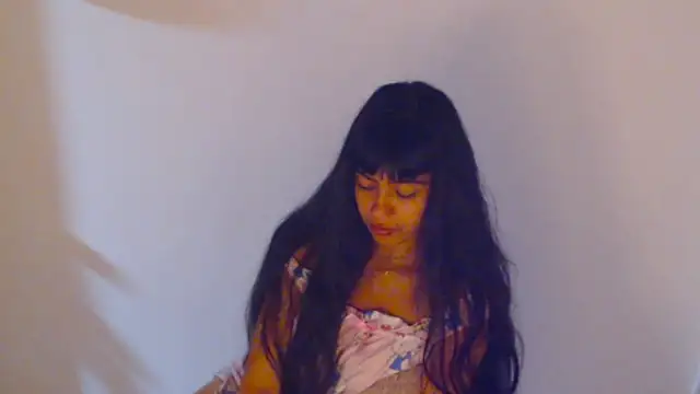 meganmiauu stripchat live cam model