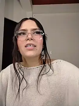 Ela_Tompson stripchat live cam model