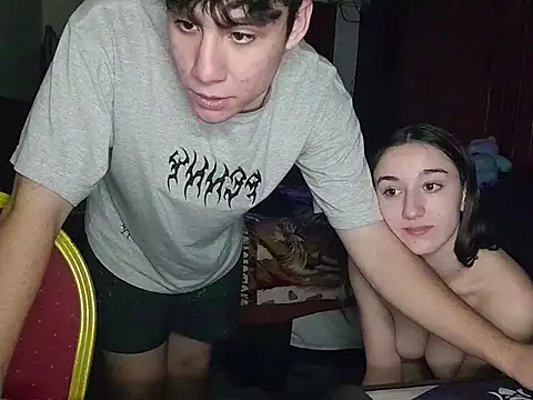_MaskOn stripchat live cam model