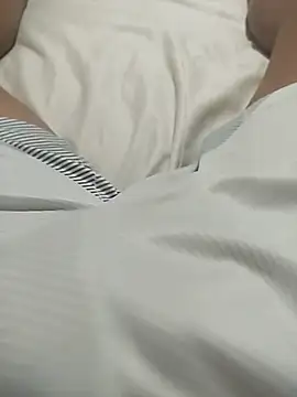 roludo2345 stripchat live cam model