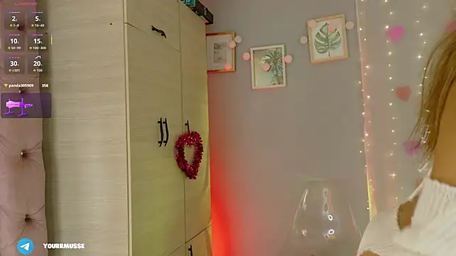 Yourrmuse_ stripchat live cam model
