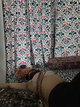 Pinky-2 stripchat live cam model
