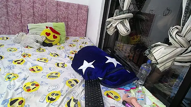 AndreaSwweettt stripchat live cam model