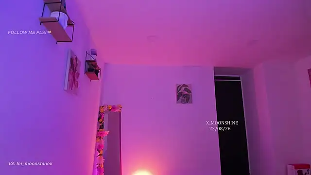 Xmoonshine_ stripchat live cam model