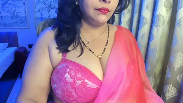 tarivishu11 stripchat live cam model