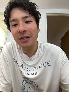 yuuki8910 stripchat live cam model