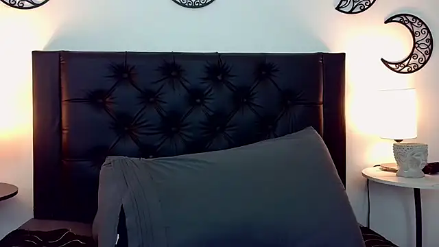 KatalynaSweet stripchat live cam model