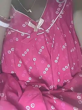 diyahati41 stripchat live cam model