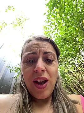 ladywithbigass stripchat live cam model