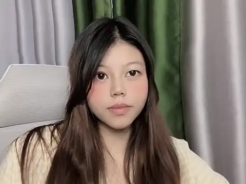 yanyan2007 stripchat live cam model