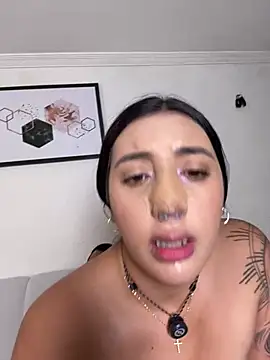 Hannahoff stripchat live cam model