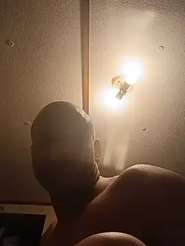 raybo715 stripchat live cam model