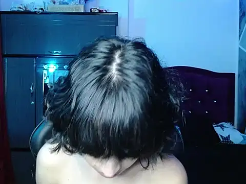 littlextreme stripchat live cam model