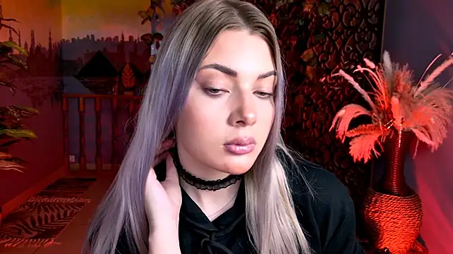 HyileyClark stripchat live cam model