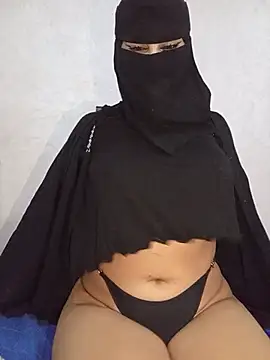 -Batta- stripchat live cam model