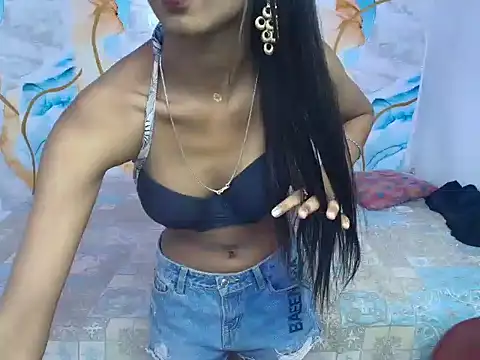 Yours-ira stripchat live cam model