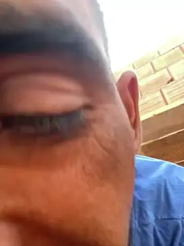 luys23 stripchat live cam model