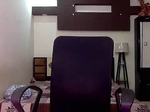 sweety-ritika stripchat live cam model