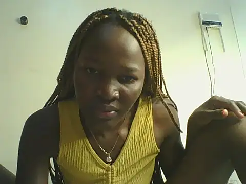 Mimo254 stripchat live cam model