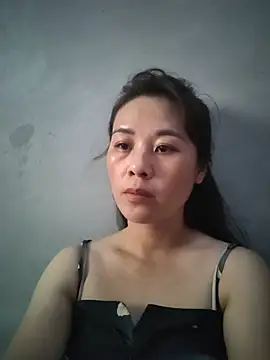 Bea-aexxy stripchat live cam model