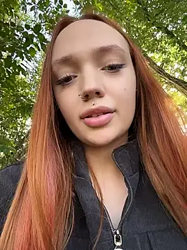 LisaCatt stripchat live cam model