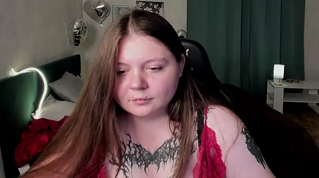 lovely_bloom stripchat live cam model