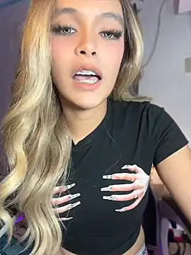 MajesticKitana stripchat live cam model