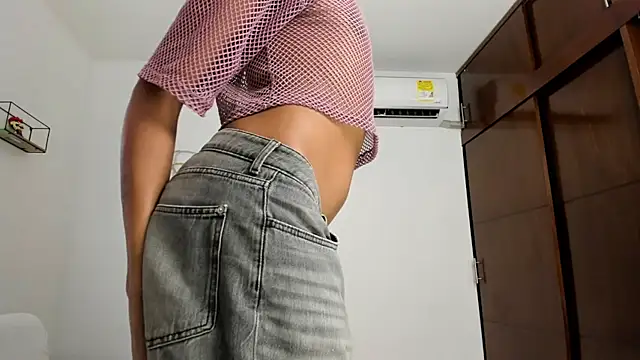 eileen_tanihara stripchat live cam model