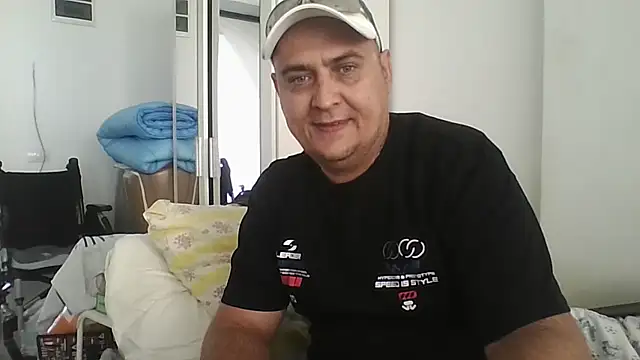 vitalik66679 stripchat live cam model