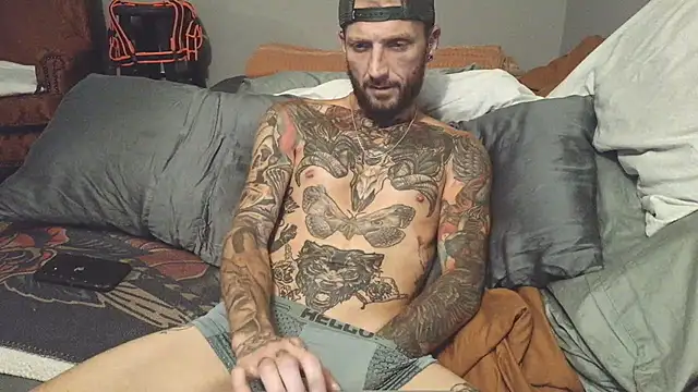 FrankieDRay stripchat live cam model