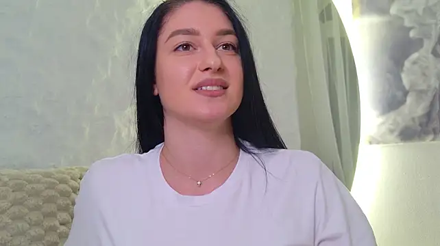 moniqque stripchat live cam model