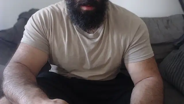 hugemachohandsome stripchat live cam model