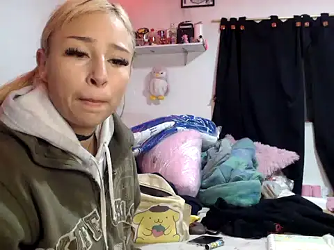bunnyfoxxd stripchat live cam model