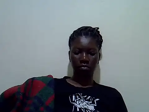 Sweet-Lynn stripchat live cam model