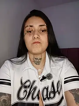 Keyla_Ink stripchat live cam model