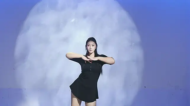 JH-001 stripchat live cam model