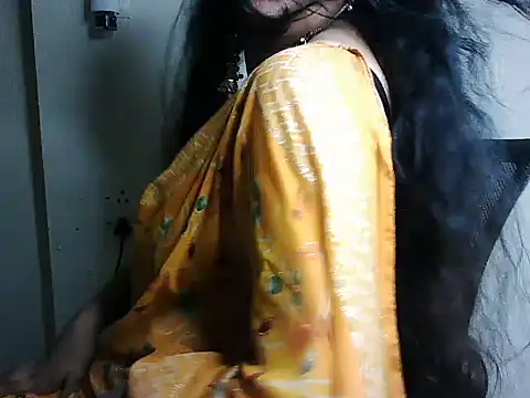naina_kaur01 stripchat live cam model
