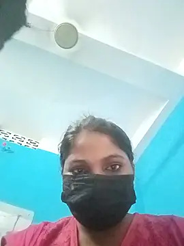 Bussufatma stripchat live cam model