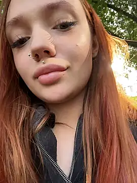 LisaCatt stripchat live cam model