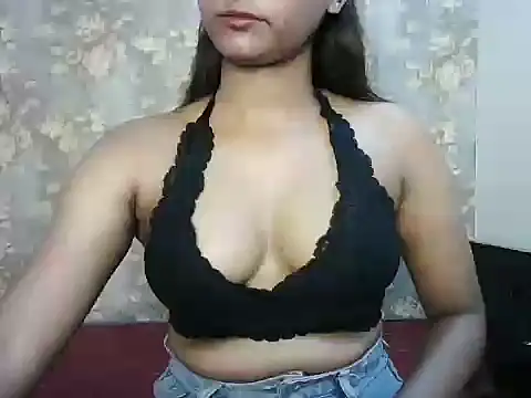 horny_priyaa stripchat live cam model
