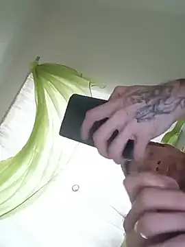 Schkodnik stripchat live cam model