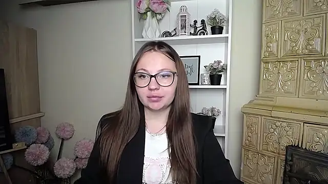LiliaErmi stripchat live cam model