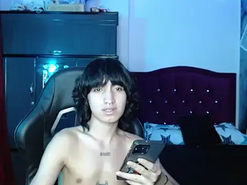 littlextreme stripchat live cam model